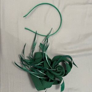 Elegant Green Feathered Headband